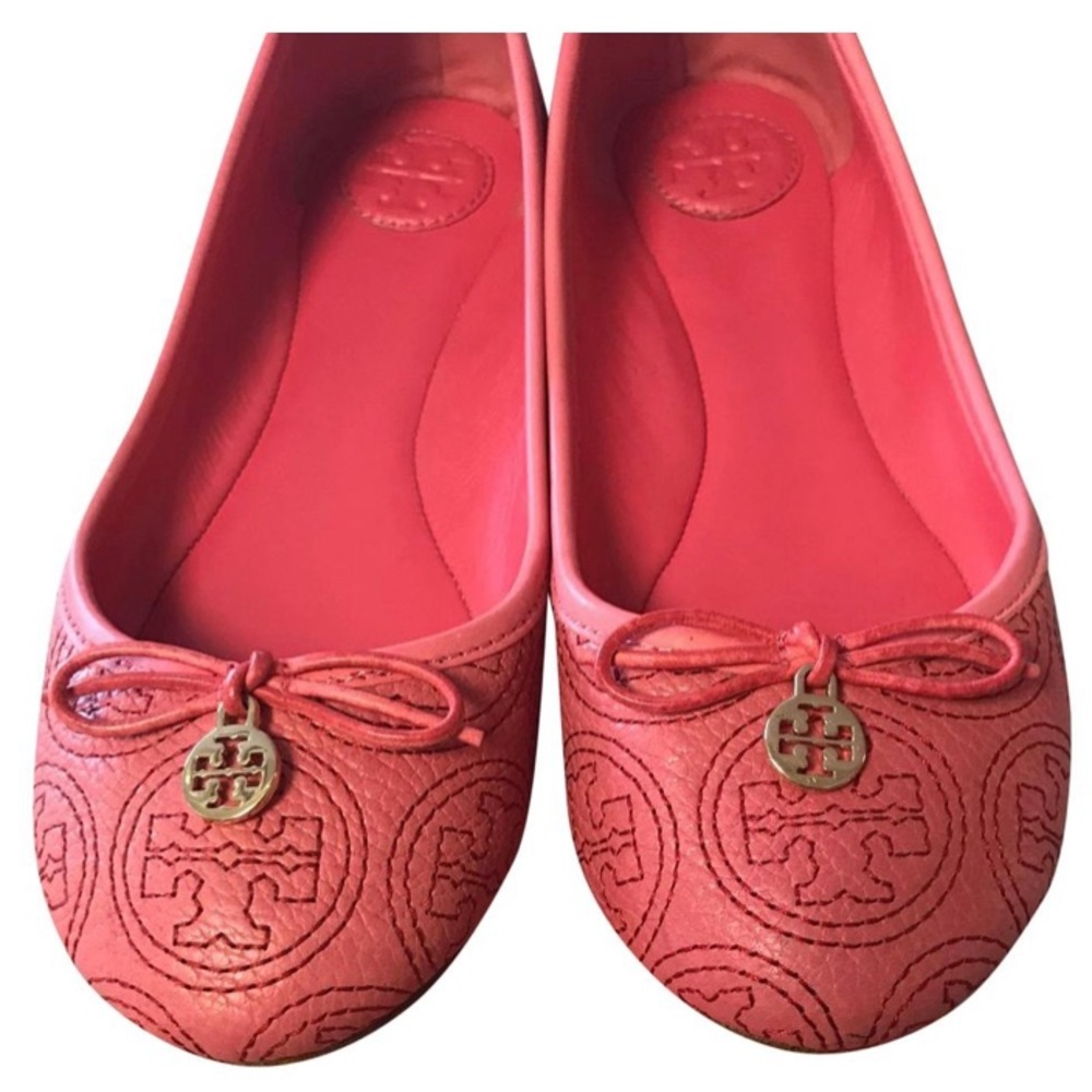 Tory Burch Sz 7 Stitched Rose Petal Ballet Flats